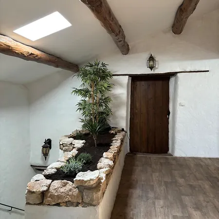 Atelier De Rochegude Apartment