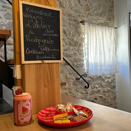 Atelier De Rochegude * Rochegude (Gard)
